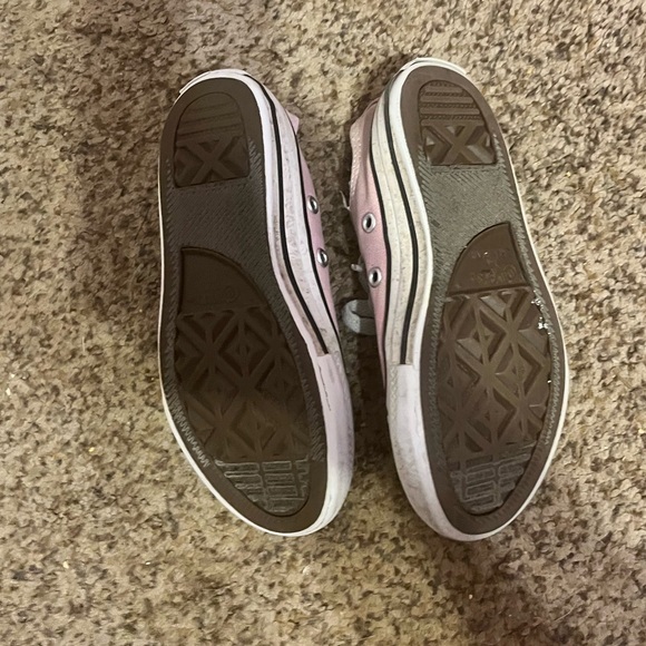 EUC. Light Pink Little Girl’s Converse.size 11 - Picture 6 of 7